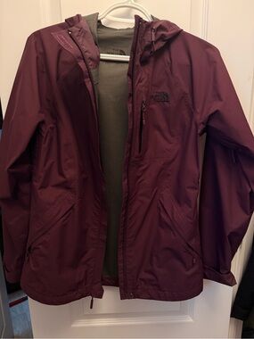 The North Face Women's Plum Hooded Ski Jacket